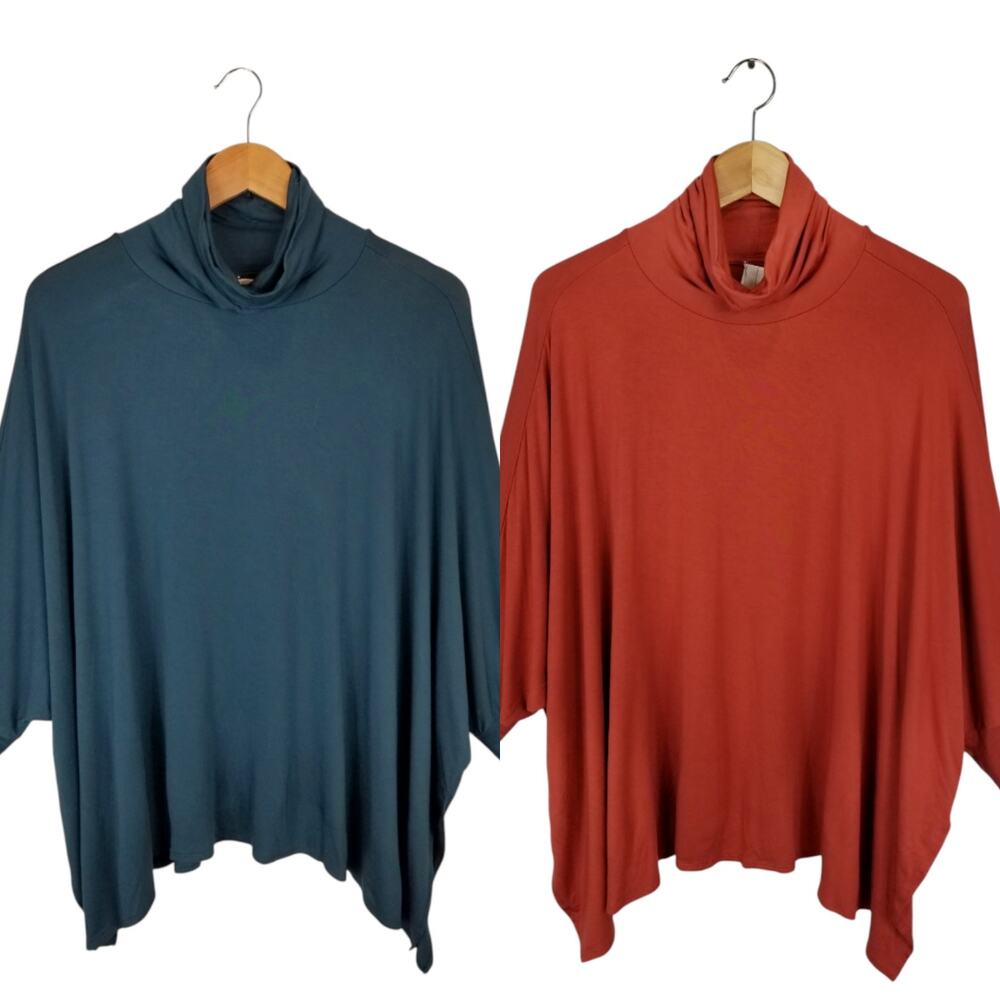 Marla Wynne Layers Lot of 2 Jersey Knit Boxy Fit Turtle Neck Top Blue Red Large